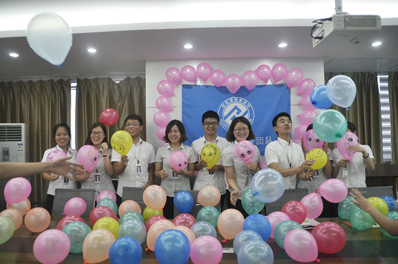 ��͢�˿옷ƪ֮�옷����