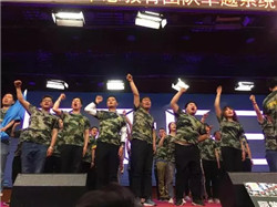 打造煥廷鋼鐵團隊 鑄就律界巔峰精英8.webp.jpg