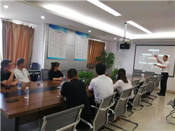 ���Қgӭ���ϵ¹ڷ��ɷ���(w��)���F(tu��n)������һ���W�R��͢�F(tu��n)�(du��)ָ��(d��o)����