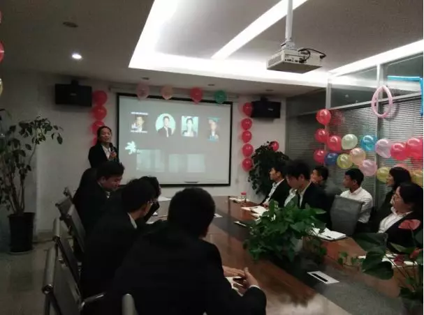 ��͢������K���Y